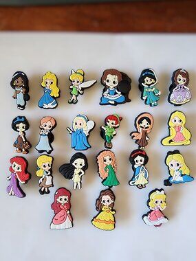 Croc Charms 1 Lot of (22) pcs - Female Disney Characters